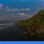pantai selatan Jawa dengan ombak dan pemandangan terbaik | Turtlebin
